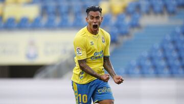 Sergio Araujo, ayer celebra el primer gol ante el Albacete.