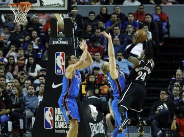 Te dejamos las mejores postales que dejó el primero de los dos partidos de NBA que se jugarán en el país. El Thunder visitó a los Nets en la Arena Ciudad de México.