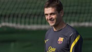 Vilanova participa en el entrenamiento del Barça