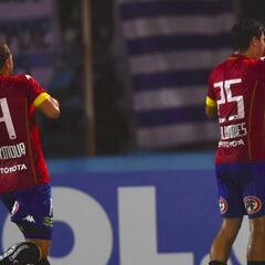 Jaime resuelve con calidad y Unión tiene media tarea hecha