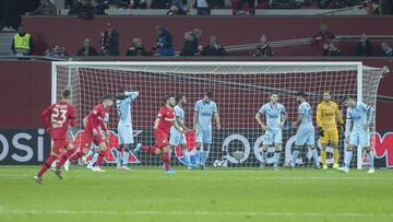 06/11/19 PARTIDO CHAMPIONS LEAGUE
BAYER LEVERKUSEN - ATLETICO DE MADRID
GOL 1-0 THOMAS EN PROPIA PUERTA