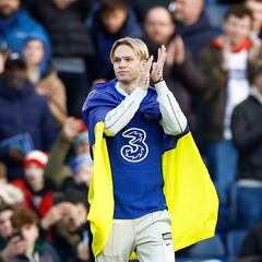 Shake-up at Chelsea: Mudryk and João Félix in... Sterling and Aubameyang out?