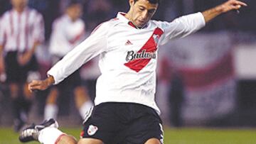 <b>OBJETIVO. </b>Mascherano puede llegar a la Liga española en diciembre.