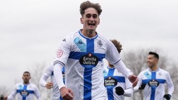 Noel celebra el &uacute;ltimo gol que marc&oacute; con el Deportivo.