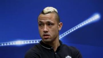 Nainggolan será titular en el centro del campo del Roma.