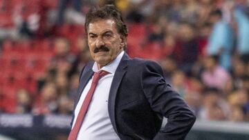 La Volpe: &quot;Si saben ubicar a Lainez, es como Messi&quot;