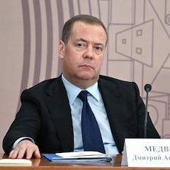 Medvédev llama “imbéciles” a los políticos de EEUU y Reino Unido y avisa sobre las armas nucleares