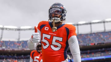 DENVER, COLORADO - OCTOBER 23: Bradley Chubb #55 of the Denver Broncos gestures during warmups before the game against the New York Jets at Empower Field At Mile High on October 23, 2022 in Denver, Colorado. Justin Edmonds/Getty Images/AFP