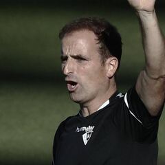 Arrasate: "La tensión competitiva sigue en pie"