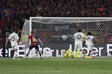 Este disparo de Koundé le dio la Copa al Barça.