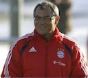 Magath: "Habría que echar a Bayern y Dortmund de la liga"