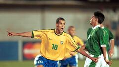 Rivaldo debutó en México ante la selección nacional y convirtió su primer gol ante el Tricolor en el Estadio Jalisco.