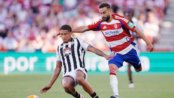 Abde Rebbach con el Granada.