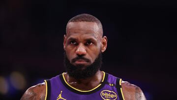 LeBron se quedar¨¢ en los Lakers