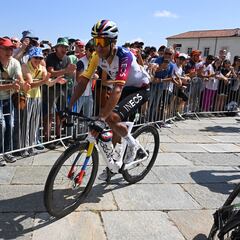 Así quedaron Egan y los demás colombianos en la etapa 1 de la Vuelta a España