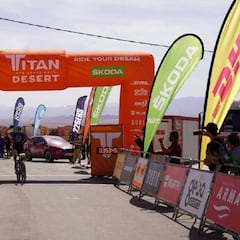 Looser sorprende: se lleva la etapa sin equipo ni asistencia