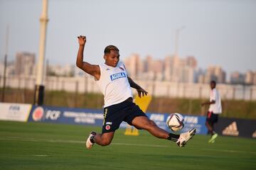 Con 10 jugadores inició la concentración de la Selección Colombia en Barranquilla con miras a los juegos ante Perú y Argentina.