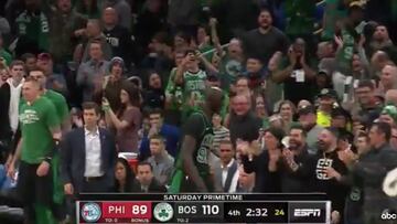 El 'fenómeno Tacko Fall', sin límite ni explicación: salió a jugar 3' y la grada estalló