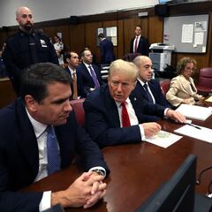 What’s a hung jury? Would that benefit or hurt Trump in the hush money trial?