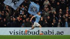 Negredo lidera al City en la goleada contra el Blackburn