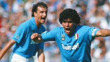 Corr&iacute;a el a&ntilde;o de 1984 cuando Maradona mostr&oacute; al mundo su cara m&aacute;s solidaria, pues decidi&oacute; llevar al Napoli a jugar en una cancha de lodo para ayudar a un ni&ntilde;o.
