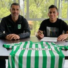 Alex Castro firma su contrato y es nuevo jugador de Nacional