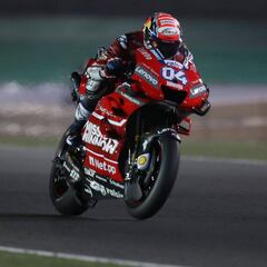 Los rivales no se creen la teoría Ducati de enfriar el neumático