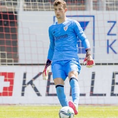 Agirrezabala se asoma en la élite