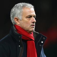 Mourinho vuelve a culpar al árbitro en el empate del United
