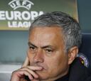 Mourinho dispara contra su plantel tras derrota en Europa League