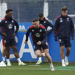 Un Deportivo con todos, pero sin fichajes ni salidas todavía