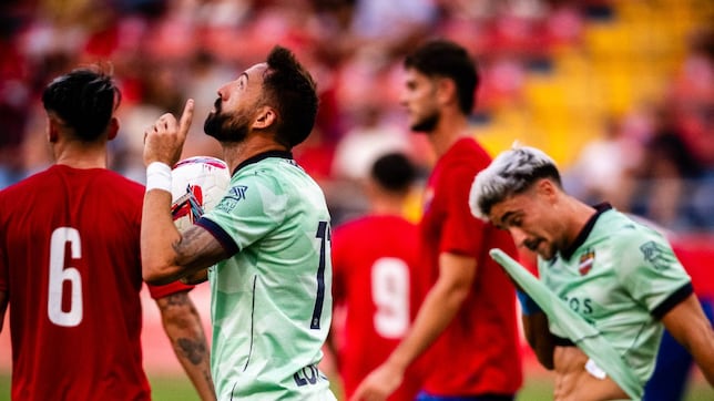 Doblete de Morales y lesión de Matías Moreno