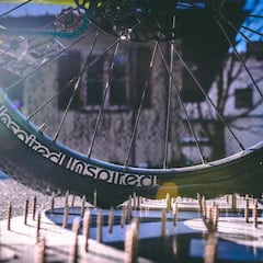 Concurso de salto de longitud en Mountain Bike