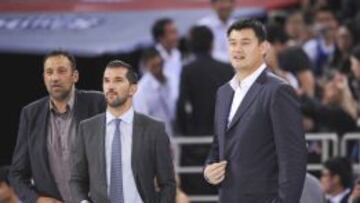 Vlade Divac, Peja Stojakovic y Yao Ming, no faltaron a la cita de hoy en Pekín.