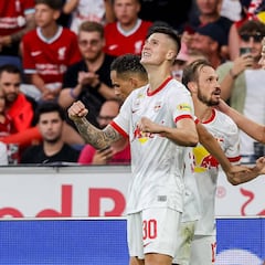 RB Leipzig complete signing of Man Utd target Benjamin Šeško