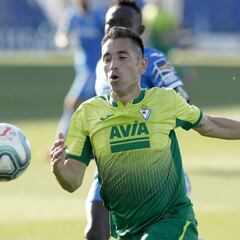 Charles no seguirá en Eibar