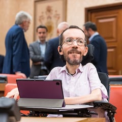 La mujer de Pablo Echenique rompe su silencio: cómo se conocieron, su boda, su convivencia…