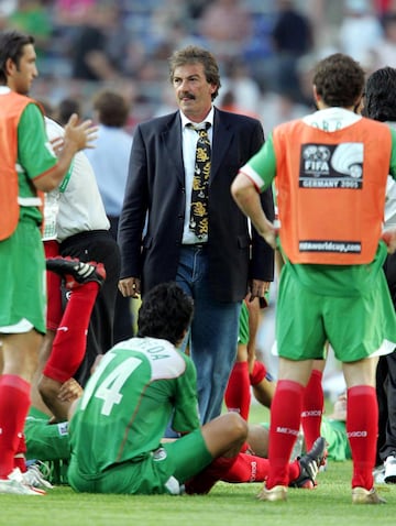 La parte final de las películas protagonizadas por Kuno Becker, empieza con un triste recuerdo a lo que fue la eliminación del Tricolor en el Mundial de Alemania 2006. Las escenas tomadas por el director, Andrew Morahan, muestran a Rafael Márquez, Gerardo Torrado y Ricardo La Volpe, en el enfrentamiento contra Argentina, aunque ahora, el rival no era el combinado sudamericano, sino la Inglaterra de David Beckham.