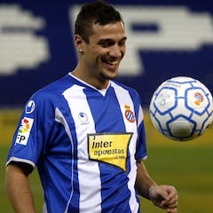 En el Espanyol, los delanteros vienen y huyen del frío