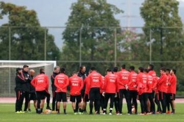 La Roja prepara la final de la China Cup ante Islandia