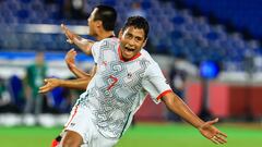 Luis Romo festeja un gol con la Selecci&oacute;n Mexicana