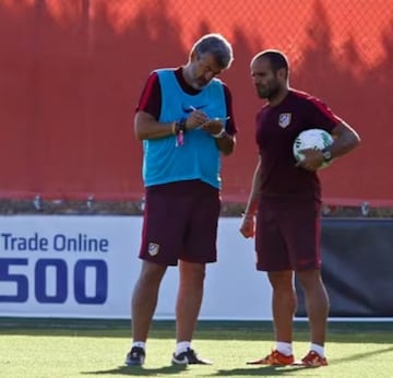 Óscar Fernández con Luis Piñedo en el Atlético B (2016).