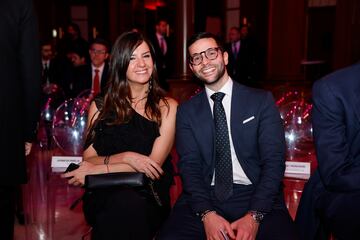 Isabel Pérez Fernández; health affairs manager de Danone y Javier Peña Pérez; public affairs manager de Danone en los Premios AS del Deporte 2023.