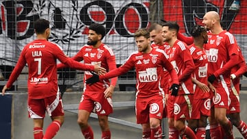 El Brest despega antes del Madrid