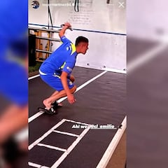 Pues lesionado lesionado no está... así baila Emilio Lara