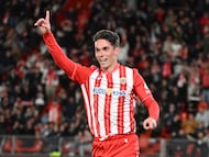 Sergio Arribas celebrando su gol ante la Real Sociedad B.