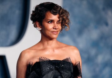 El divorcio entre Halle Berry y Olivier Martinez finalizó y la actriz debe pagar $8000 dólares al mes a su exesposo en manutención infantil.