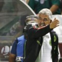 Tuca Ferretti: “No hay rival fácil, menos Trinidad y Tobago”