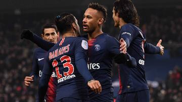 El PSG golea al Guingamp