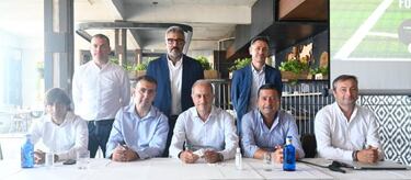 El Racing no entra en la guerra de comunicados